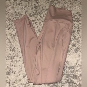 Pink pocket leggings size M